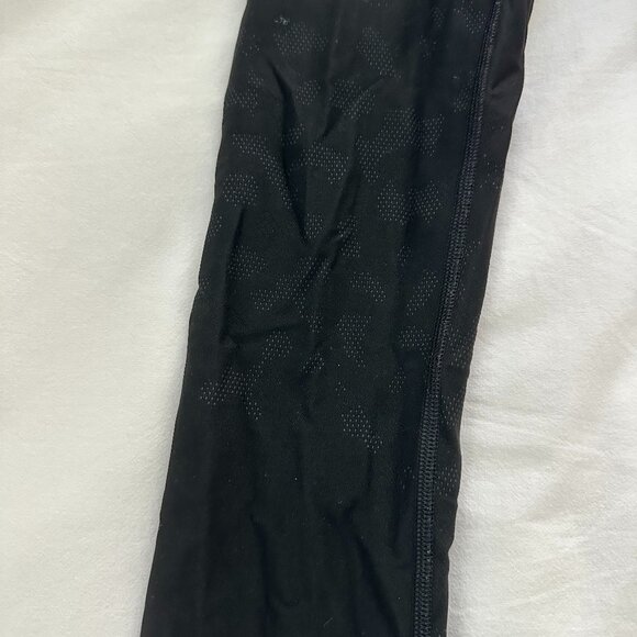 Lululemon Mapped Out High Rise Tight 28" *Camo Size 6 - Picture 2 of 2